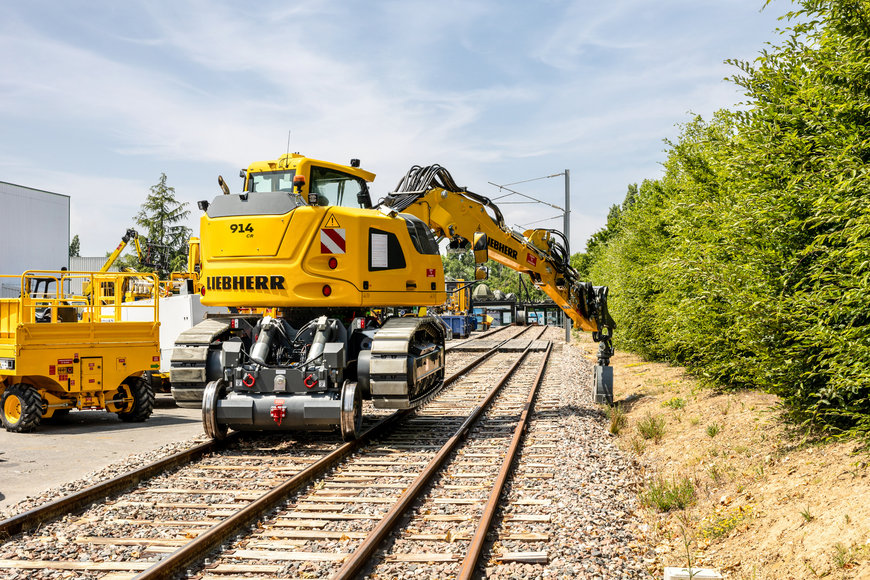 Pelle sur chenilles Liebherr R 914 CR homologuée pour le marché français 